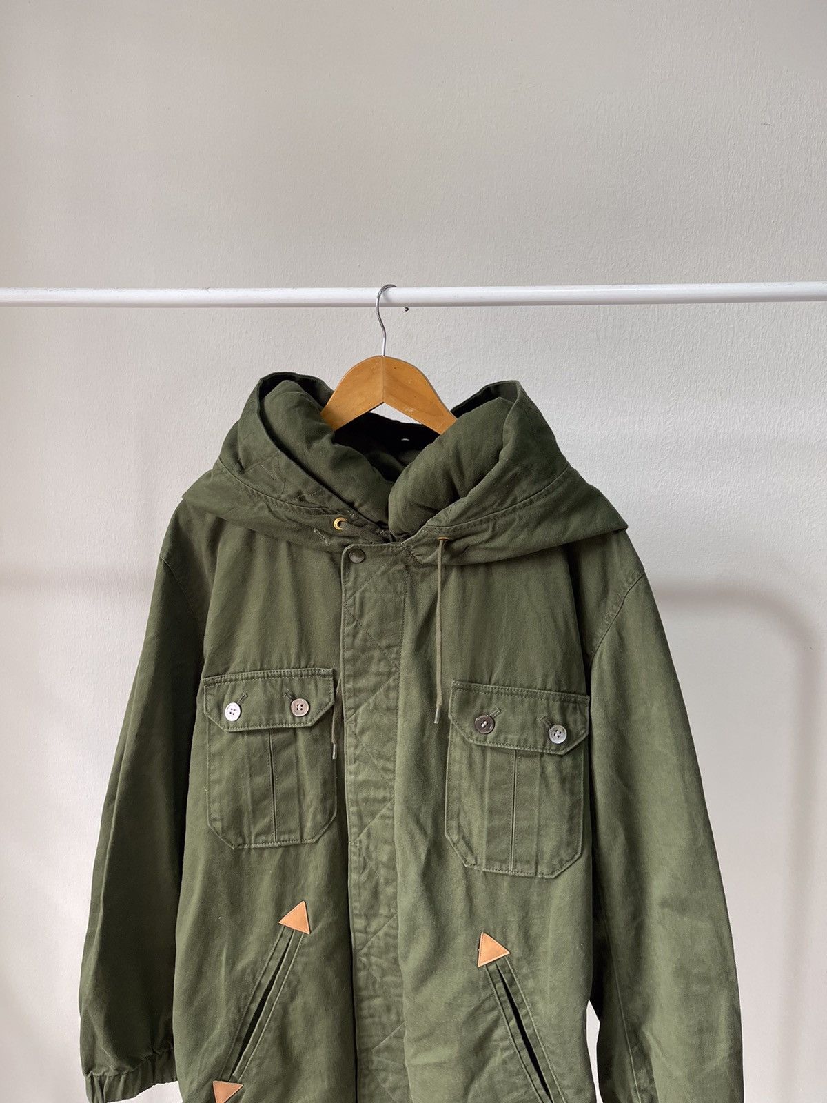 Issey Miyake × mercibeaucoup 2000s Mercibeaucoup Neck Pillow Army Green Parka Size US L / EU 52-54 / 3 - 3 Thumbnail