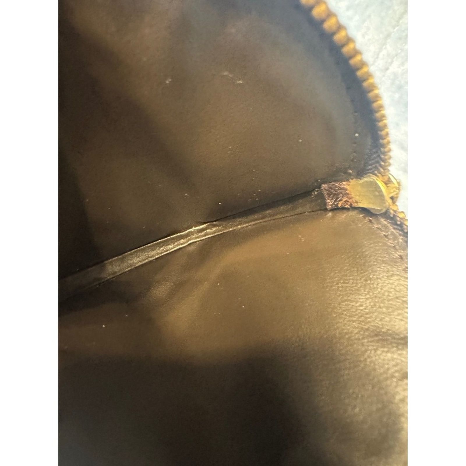 Carolina Herrera Carolina Herrera Leather Coin Purse Womens Designer Wallet Size ONE SIZE - 5 Thumbnail