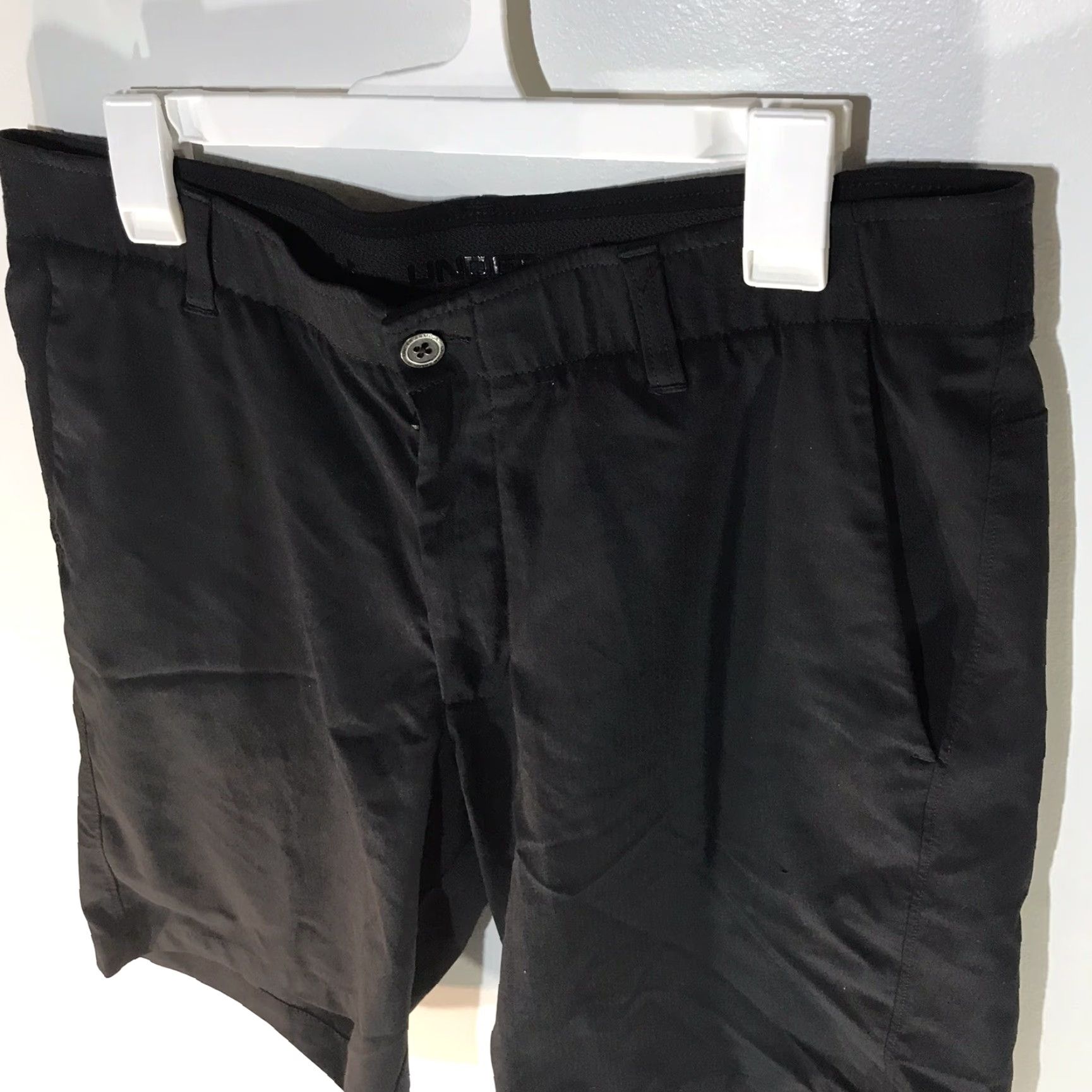 Under Armour Under Armour Heat Gear Black Softshell Shorts Mens Size 36 Size US 36 / EU 52 - 2 Thumbnail