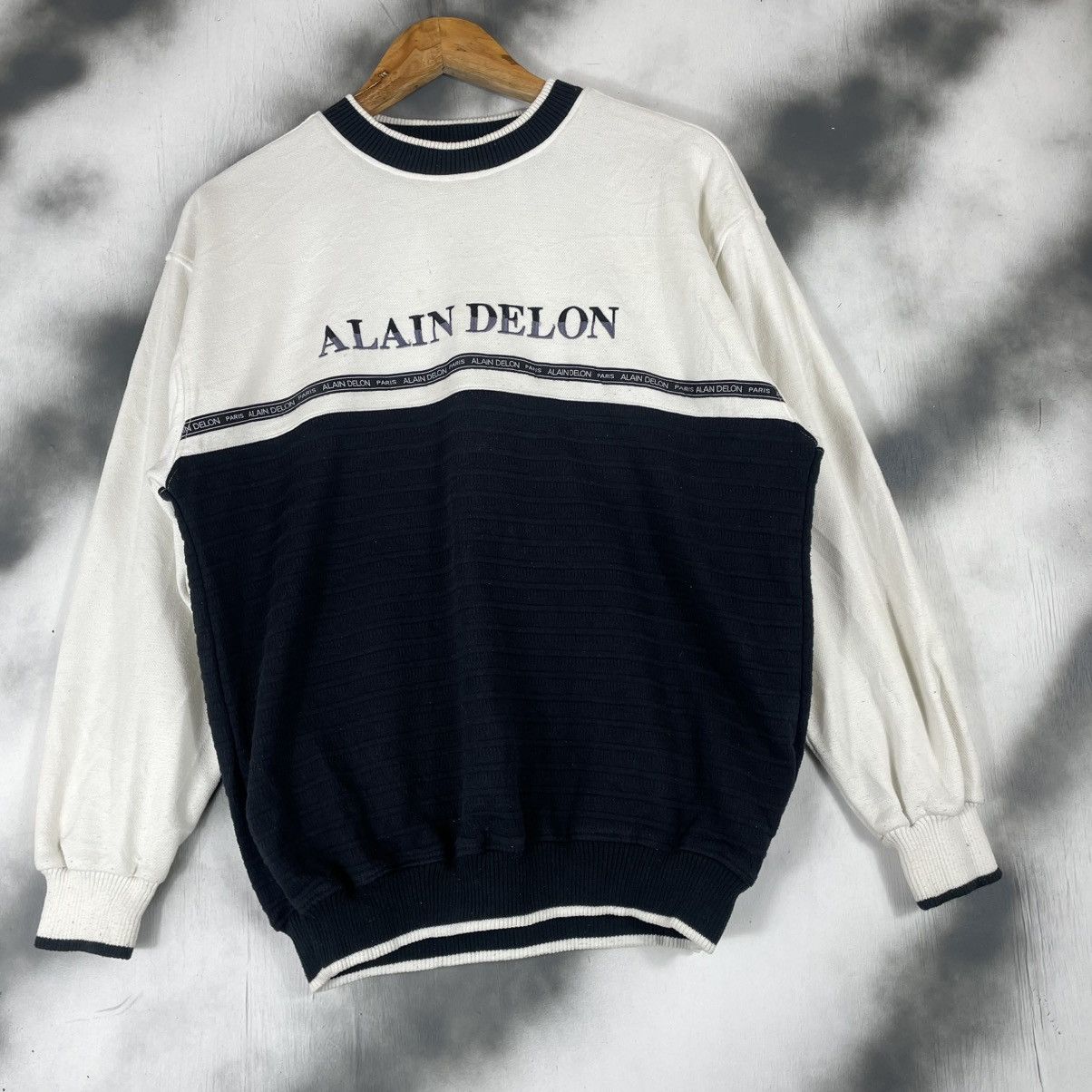 ALAIN DELON Alain Delon Spellout Embroided Logo Size US M / EU 48-50 / 2 - 1 Thumbnail