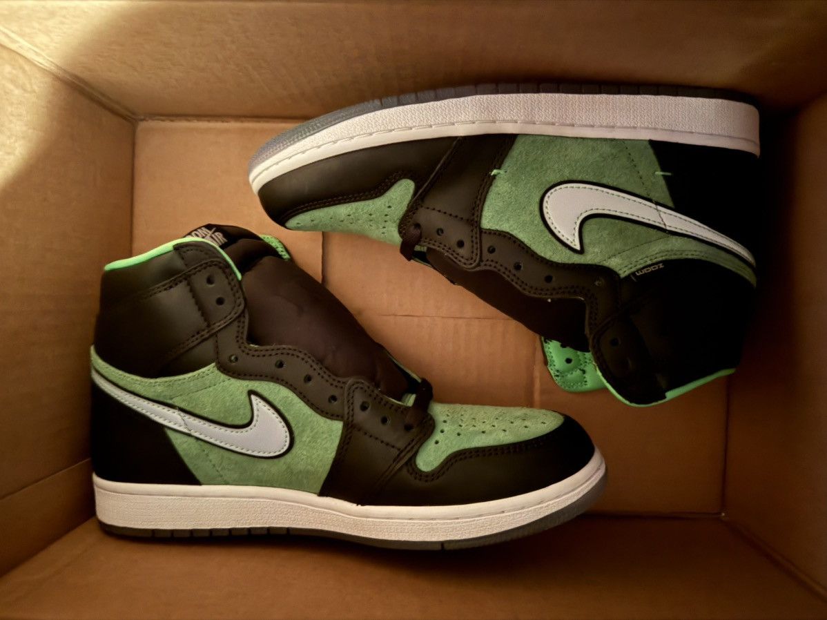 Jordan Brand Nike Air Jordan 1 hi “Zen Green” DS NEW! xtra laces! size 10 Size US 10 / EU 43 - 25 Thumbnail