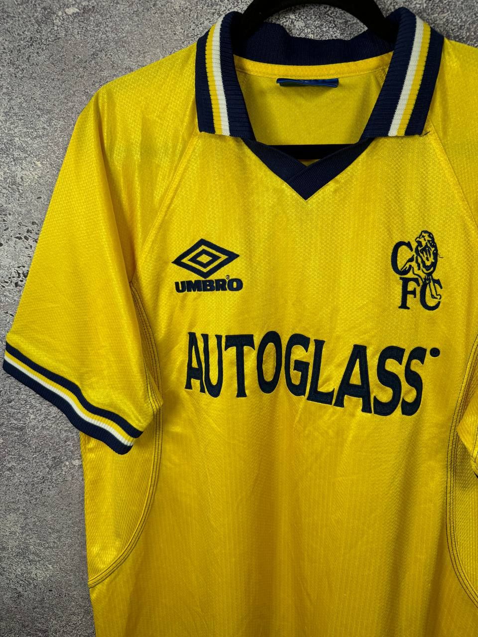 Umbro 90's Vintage Chelsea 1998/99 Third Umbro Soccer Jersey Large Size US L / EU 52-54 / 3 - 4 Thumbnail