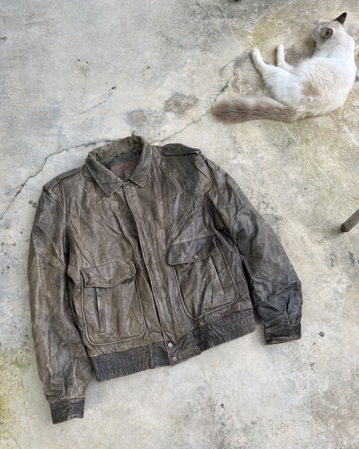 Kadoya Vintage Distressed Cafe Racer Aviator Pilot Leather Jacket Size US L / EU 52-54 / 3 - 9 Thumbnail