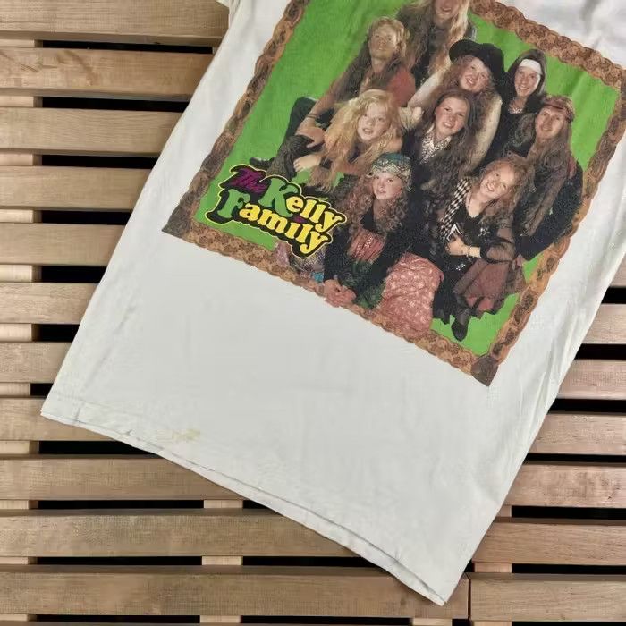 Band Tees × Vintage Mens Vintage T Shirt Kelly Family Short Sleeve Size M Size US M / EU 48-50 / 2 - 3 Thumbnail