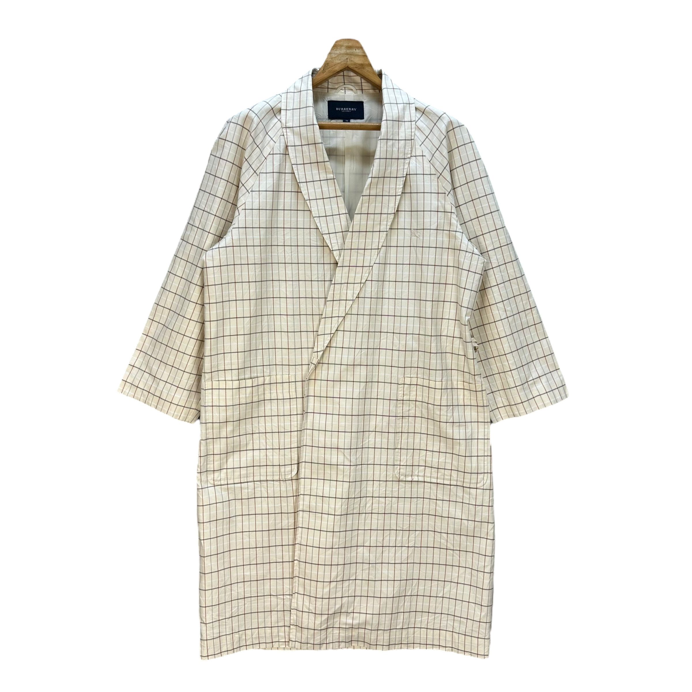 Burberry BURBERRY LONDON Checked Light Robes #A56-1299 Size US M / EU 48-50 / 2 - 1 Thumbnail