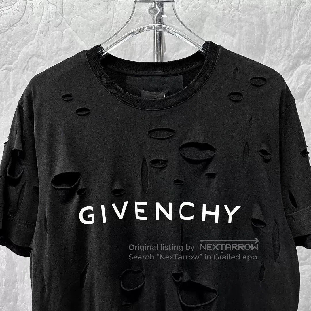 Givenchy distressed givenchy short sleeve t-shirt xs. Size US XS / EU 42 / 0 - 3 Thumbnail