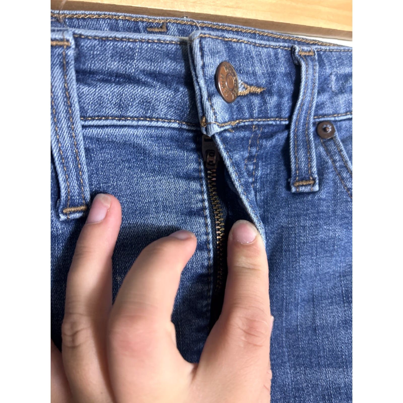 Madewell Madewell Curvy High Rise Skinny Jeans Size 23x28 Medium Wash Raw Hem Women Jeans Size 40" / US 18 - 6 Thumbnail