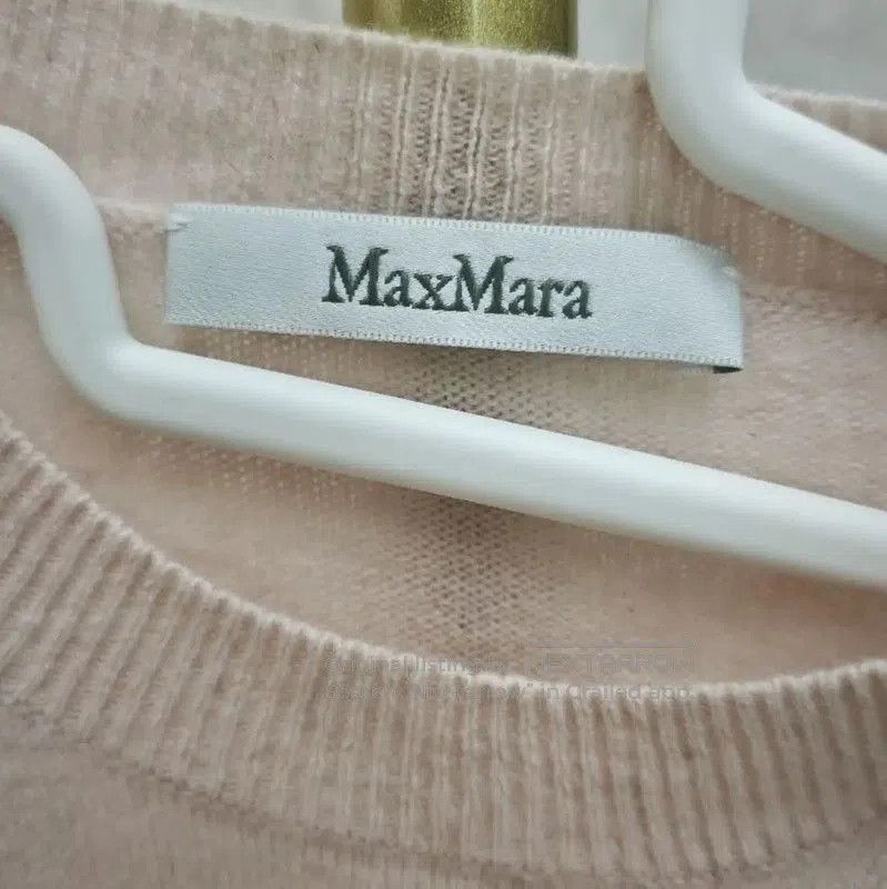 Max Mara MaxMara Pink Cashmere Sweater . Size S / US 4 / IT 40 - 3 Thumbnail
