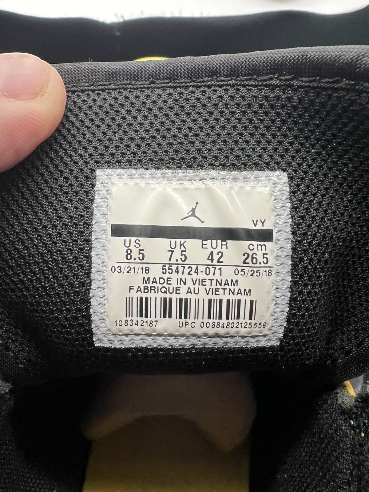 Jordan Brand Jordan 1 Mid Reverse New Love Size 8.5M Size US 8.5 / EU 41-42 - 9 Thumbnail