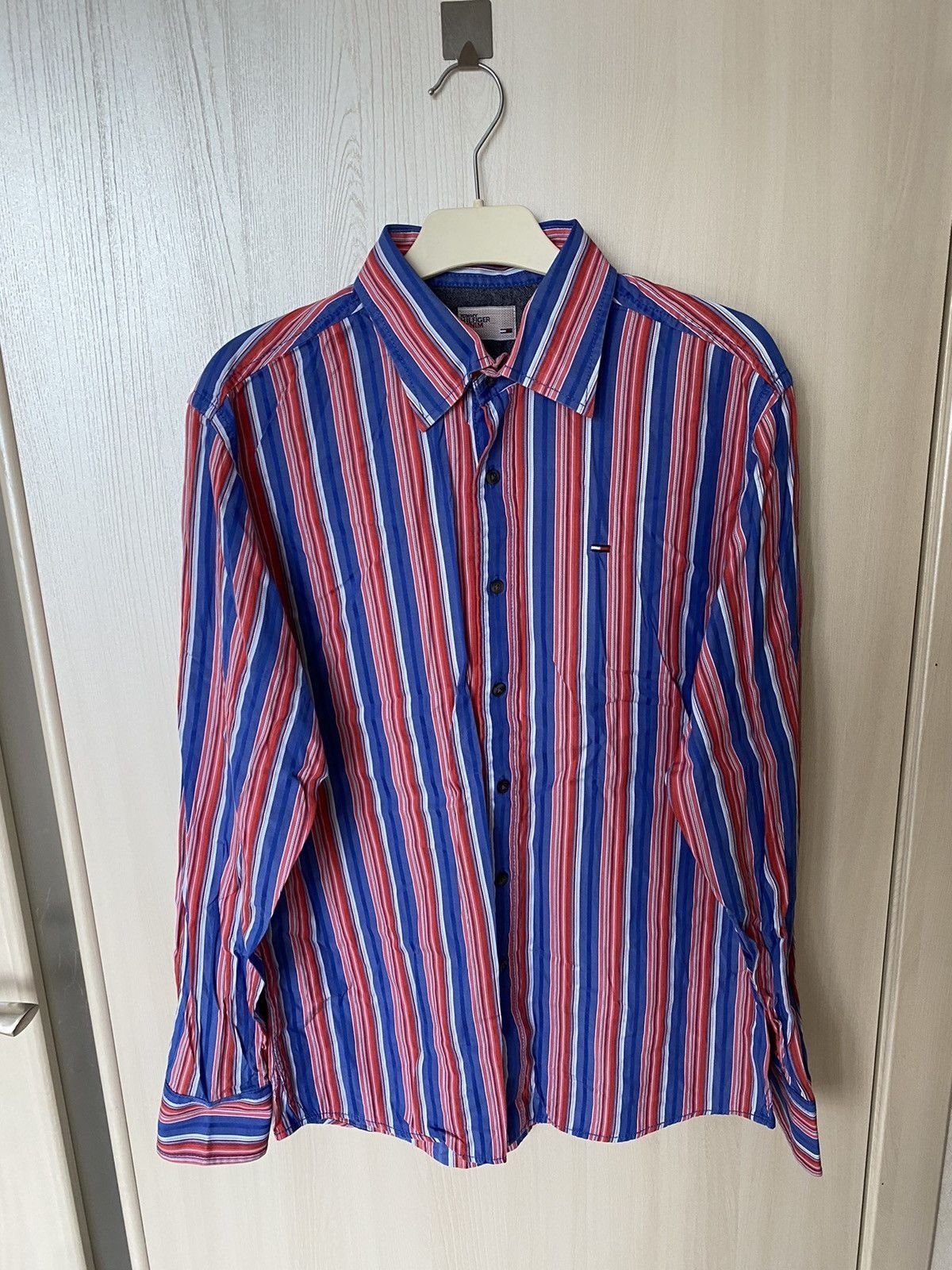 Tommy Hilfiger Vintage Tommy Hilfiger Shirt - Size L Size US L / EU 52-54 / 3 - 1 Thumbnail