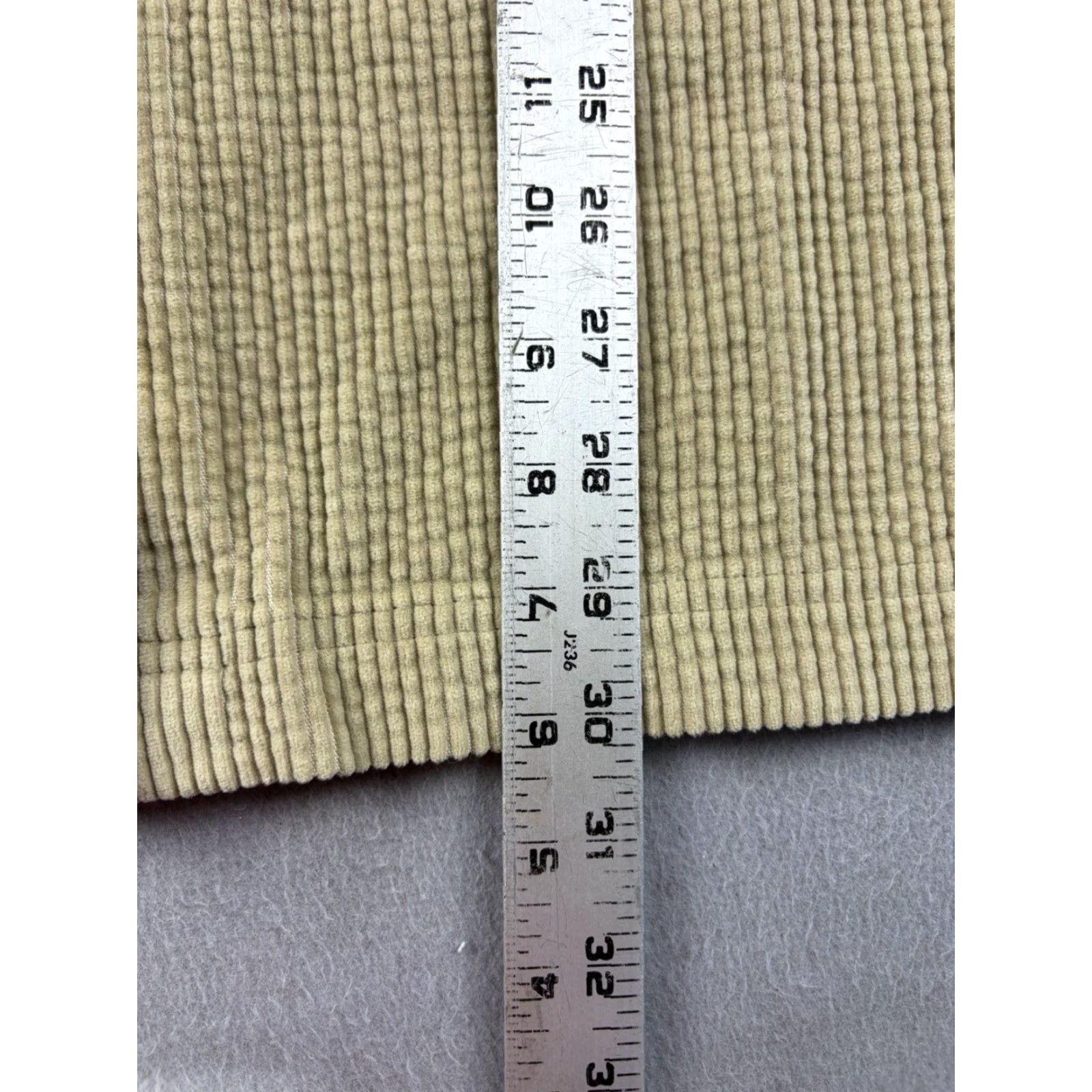 Vintage LL Bean Shirt Women’s 3XL Brown Corduroy Button-Up Outdoors Hiking Cotton Long Sleeve Collared Button Solid Vintage No Size XXL / US 16-18 / IT 52-54 - 7 Thumbnail