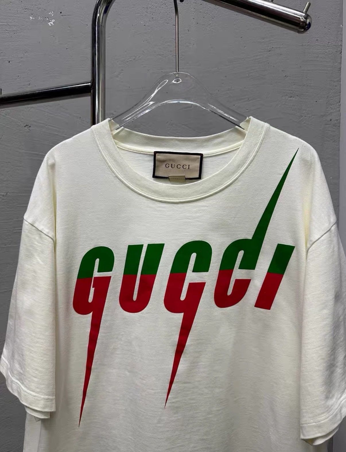 Gucci Gucci White Lightning Logo T-shirt | Grailed