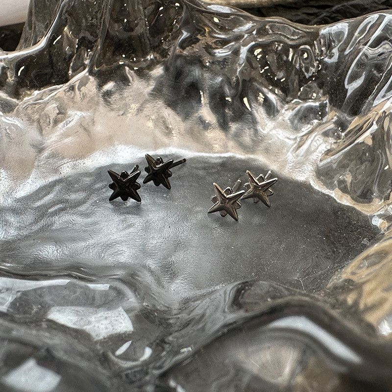 Jewelry × Sterling Silver Star Modern Earrings One Pairs Chrome Jewelry Size ONE SIZE - 2 Thumbnail