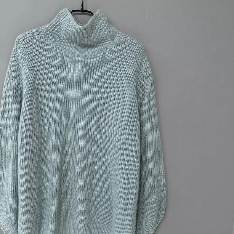 Loro Piana LORO PIANA Light blue baby cashmere knit sweater Size L / US 10 / IT 46 - 3 Thumbnail