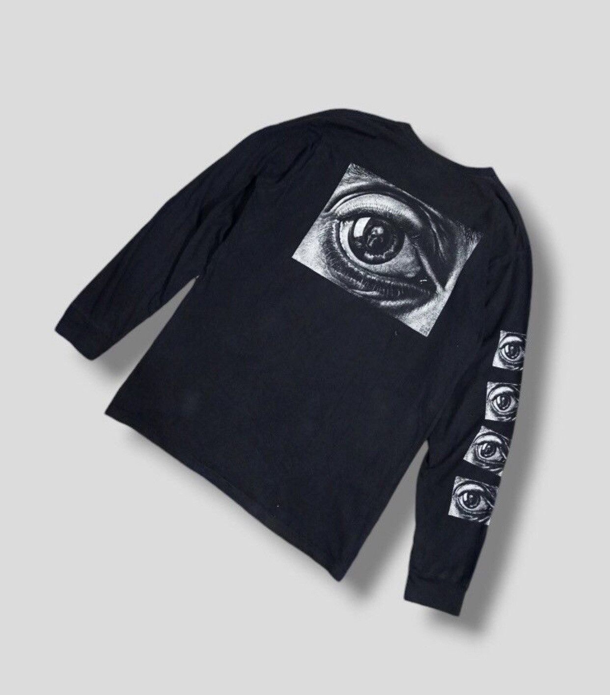 Supreme Supreme Print Eye Skull Long Sleeve T- Shirt (2) Size US L / EU 52-54 / 3 - 3 Thumbnail