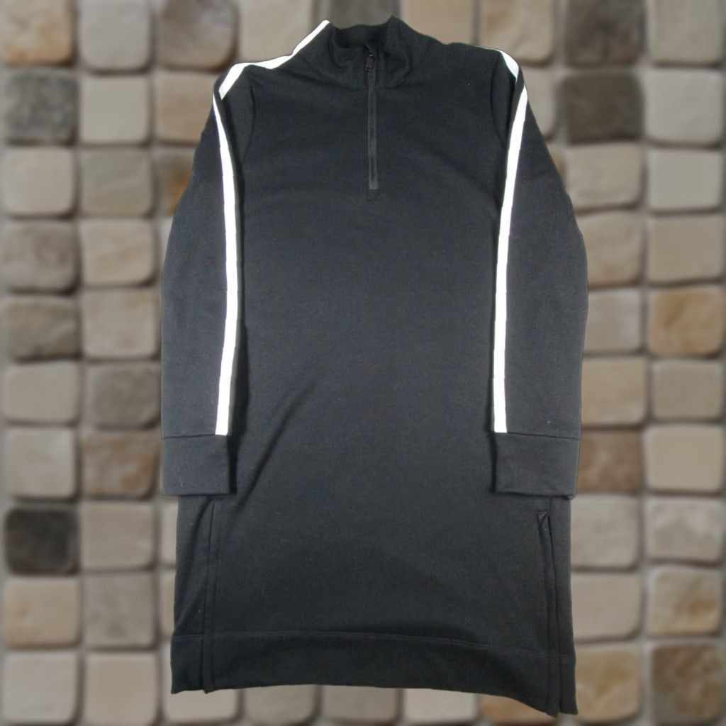 Athleta Athleta Dress Womens Medium Black White Quarter Zip Bodycon Size M / US 6-8 / IT 42-44 - 1 Thumbnail