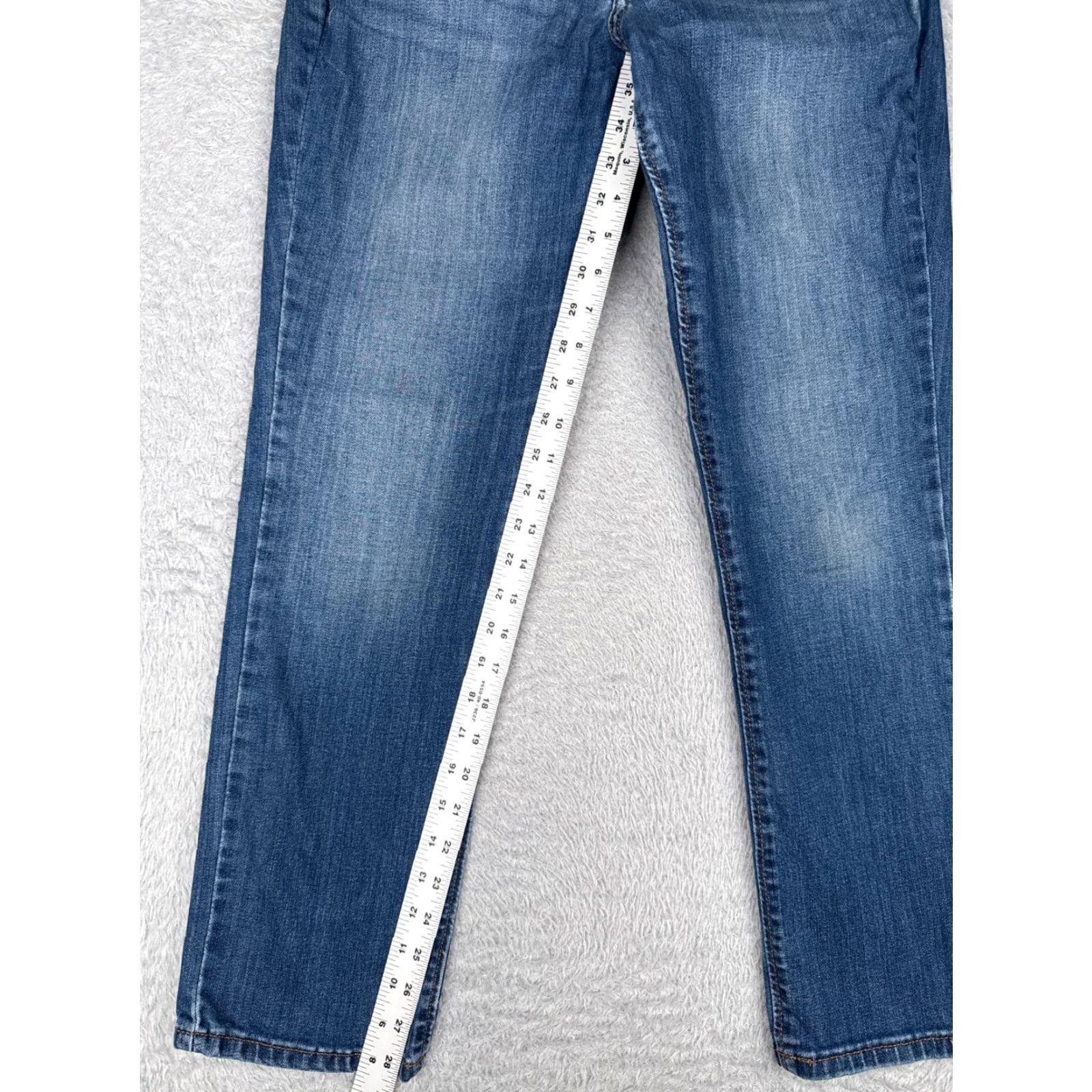 Lee Lee Jeans Women Regular Jeans 28x29 Blue Denim Mid Rise 28 Waist 29 Inseam 5-Pocket USA 90s Size 28" / US 6 / IT 42 - 7 Thumbnail