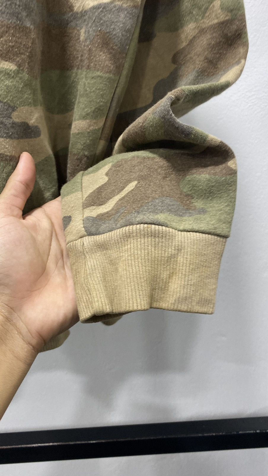 Vintage ‼️FINAL DROP‼️Army Military Sweater Camo Size US L / EU 52-54 / 3 - 7 Thumbnail