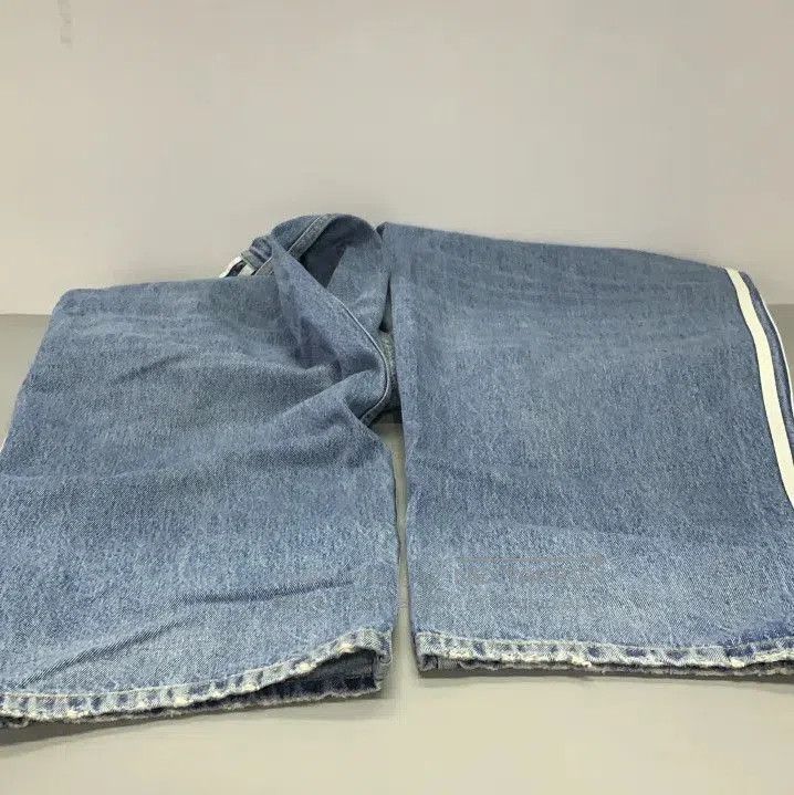Balenciaga Balenciaga x Adidas Striped Loose Denim Pants. Size US 27 - 8 Thumbnail