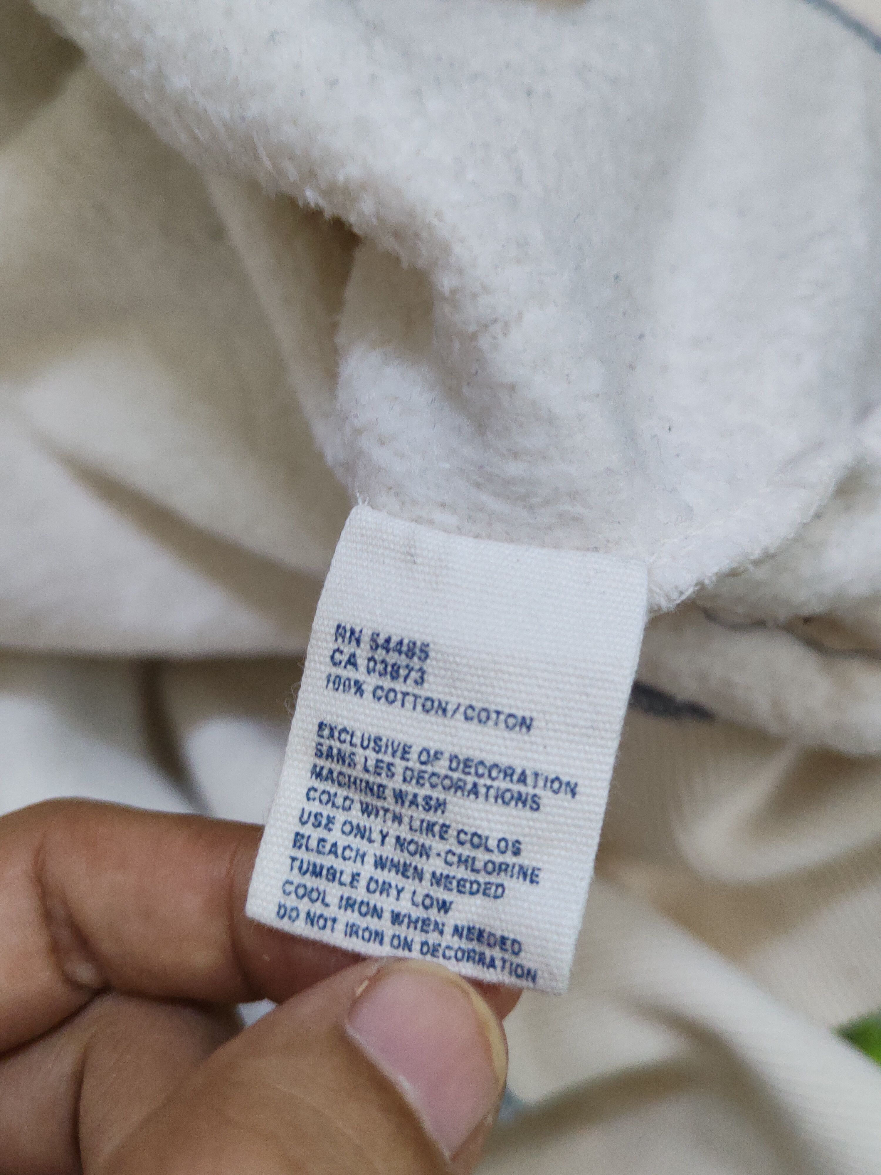American Eagle Outfitters × Japanese Brand × Vintage American Eagle Outfitters White dirty Sweatshirts #S2041 Size US L / EU 52-54 / 3 - 12 Thumbnail