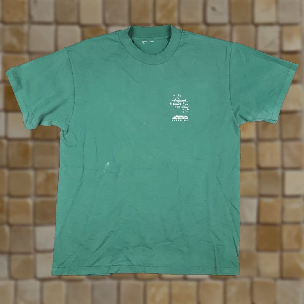 Etro Vintage Blizzard Of The Century 90s Snow Grunge T-Shirt Men's Size Medium Retro Winter Green Cotton Logo Embroidered 11 Size US M / EU 48-50 / 2 - 1 Thumbnail