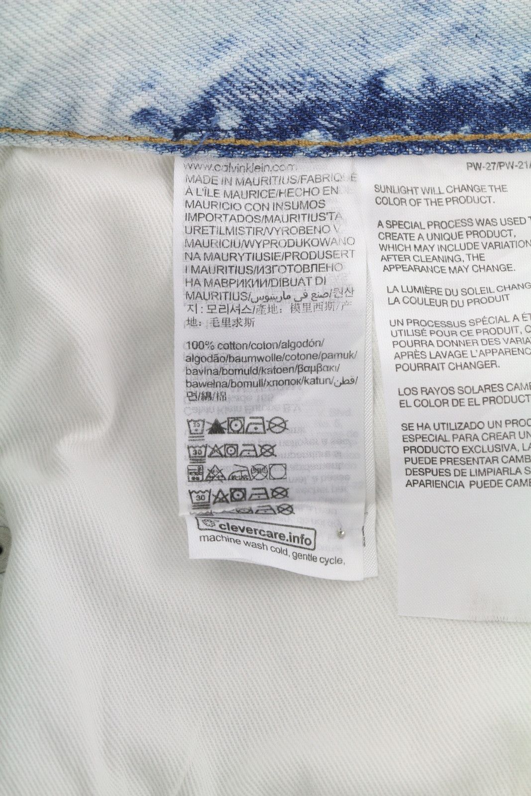 Calvin Klein REGULAR TAPER W33/L30 Light Blue Washed Zip Fly Denim 85325 Size US 33 - 8 Thumbnail