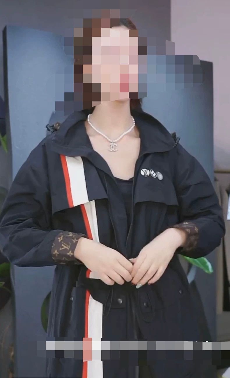 Louis Vuitton Louis Vuitton Black striped assault jacket 2503-Nextarrow Size XXS / US 00 / IT 34 - 6 Thumbnail