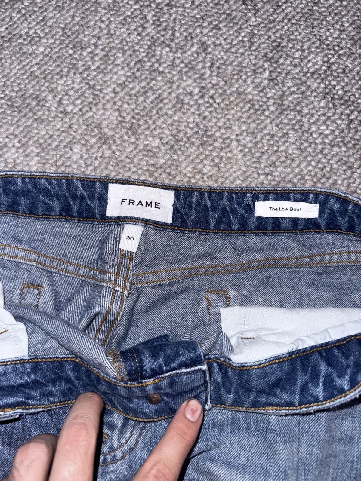 Frame FRAME “The Low Boot” Distressed Patchwork Denim Jeans - 30 Size US 30 / EU 46 - 2 Thumbnail