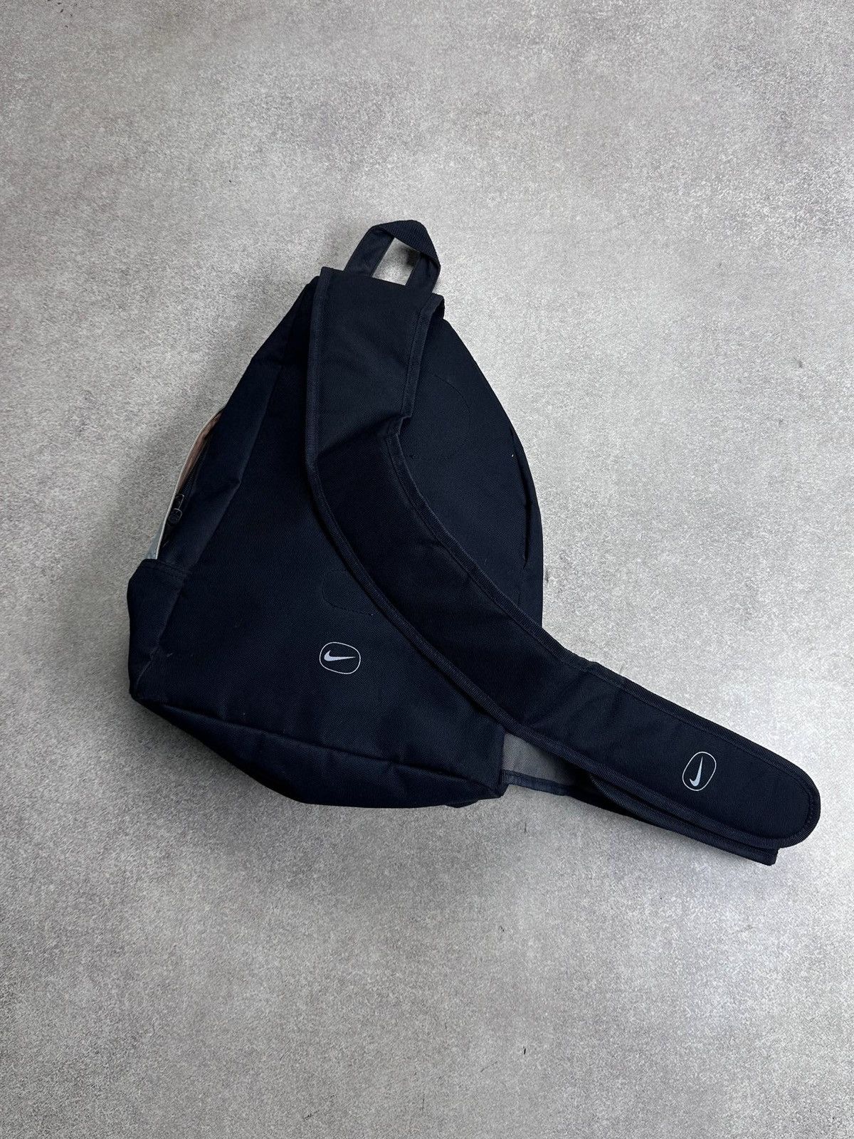 Nike Vintage 90s Nike ACG Sling Bag Gorpcore Rare Size ONE SIZE - 4 Thumbnail