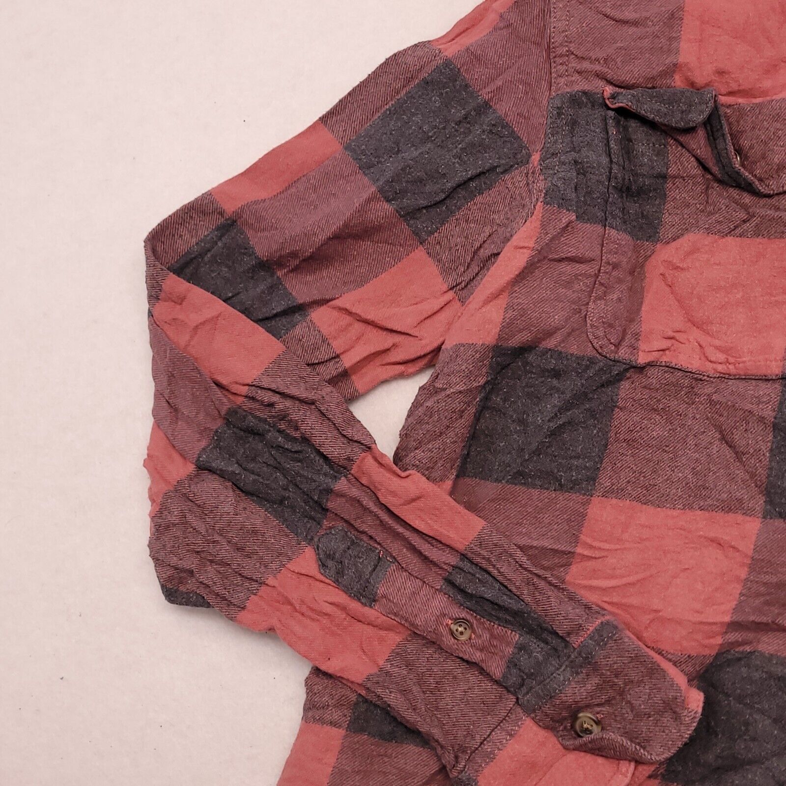 Old Navy Old Navy Buffalo Check Flannel Shirt Mens Size Large L Red Size US L / EU 52-54 / 3 - 5 Thumbnail
