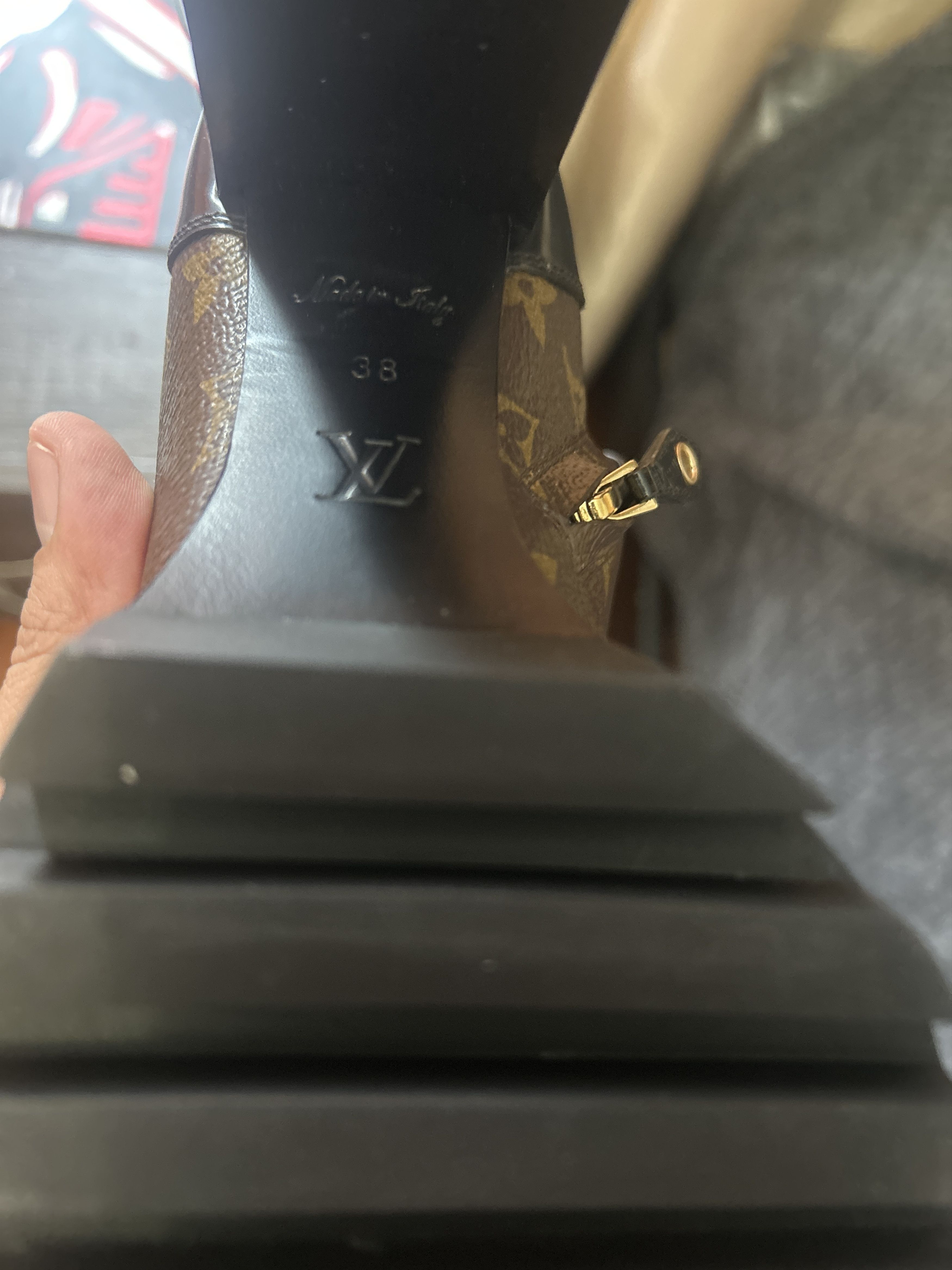 Louis Vuitton Louis Vuitton Woman Boots Size US 7 / IT 37 - 6 Thumbnail