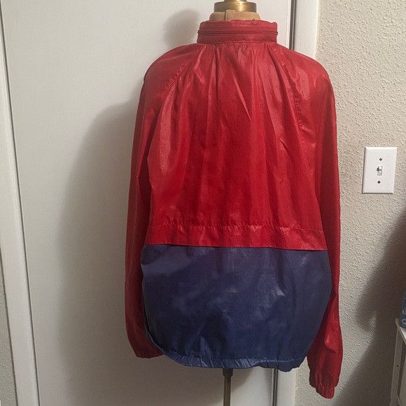 Izod Vtg IZOD LACOSTE Red/Blue Half Zip Windbreaker Jacket Hood Size US L / EU 52-54 / 3 - 3 Thumbnail