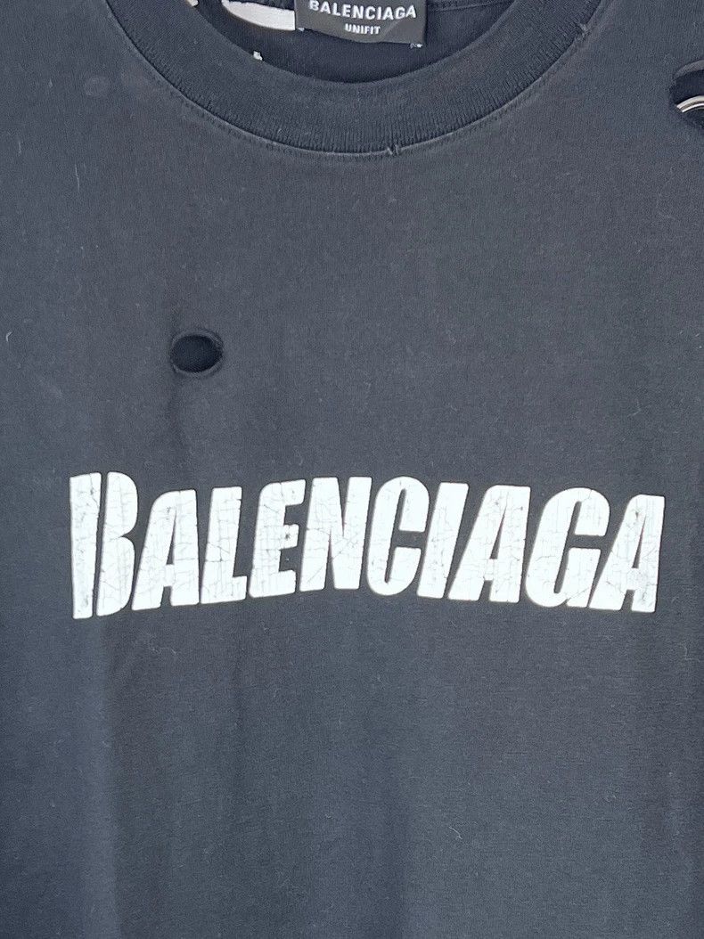 Balenciaga Balenciaga Big Damage Ripped Short Sleeve Black Size US XXS / EU 40 - 5 Thumbnail