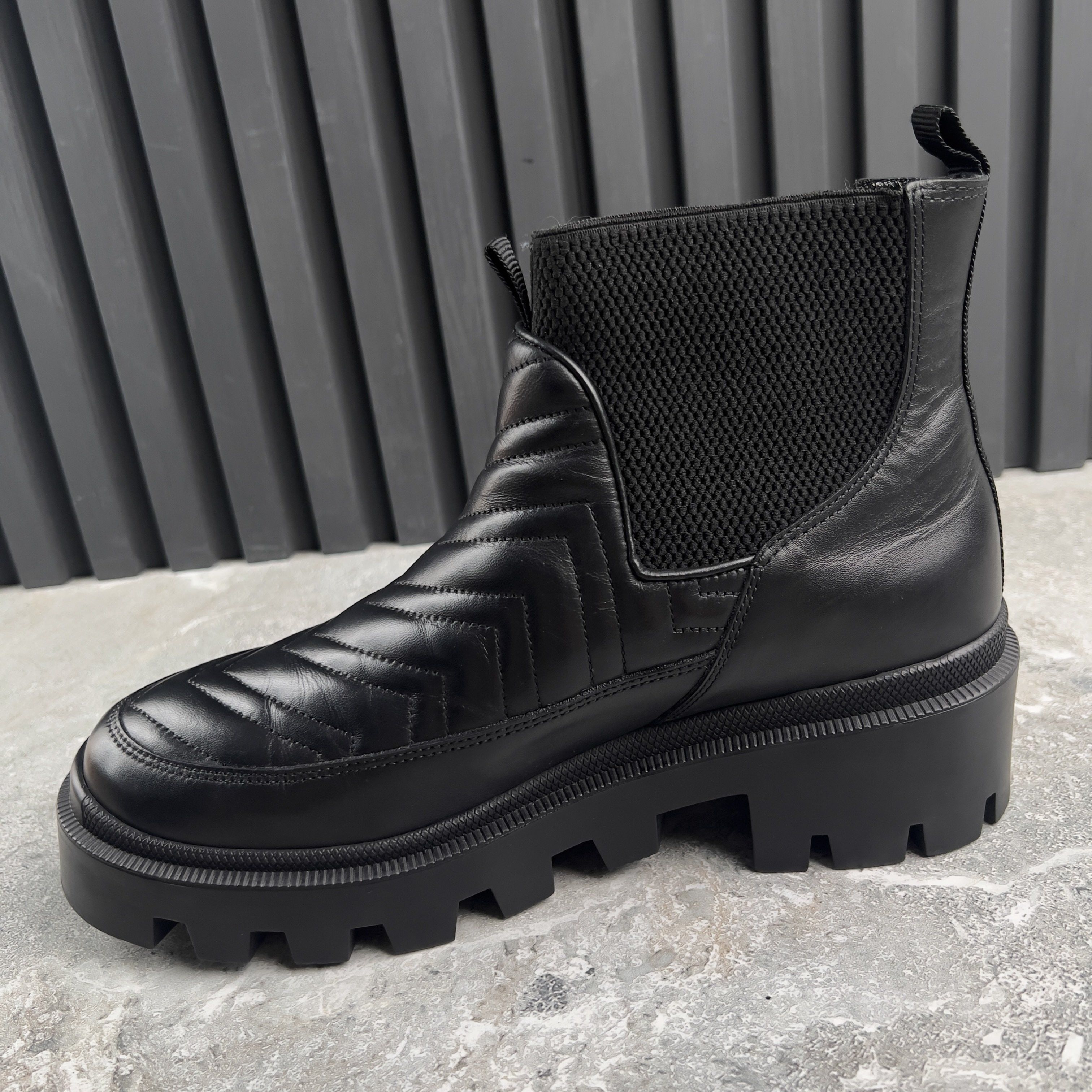 Gucci GG Matelasse Chelsea Boots Booties Leather Size US 9 / IT 39 - 7 Thumbnail