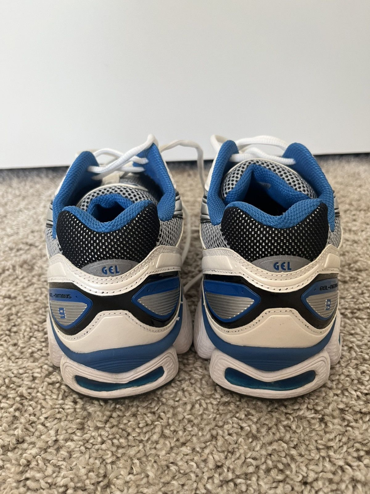 Asics Asics Gel-Nimbus 9 Size US 10 / EU 43 - 2 Thumbnail