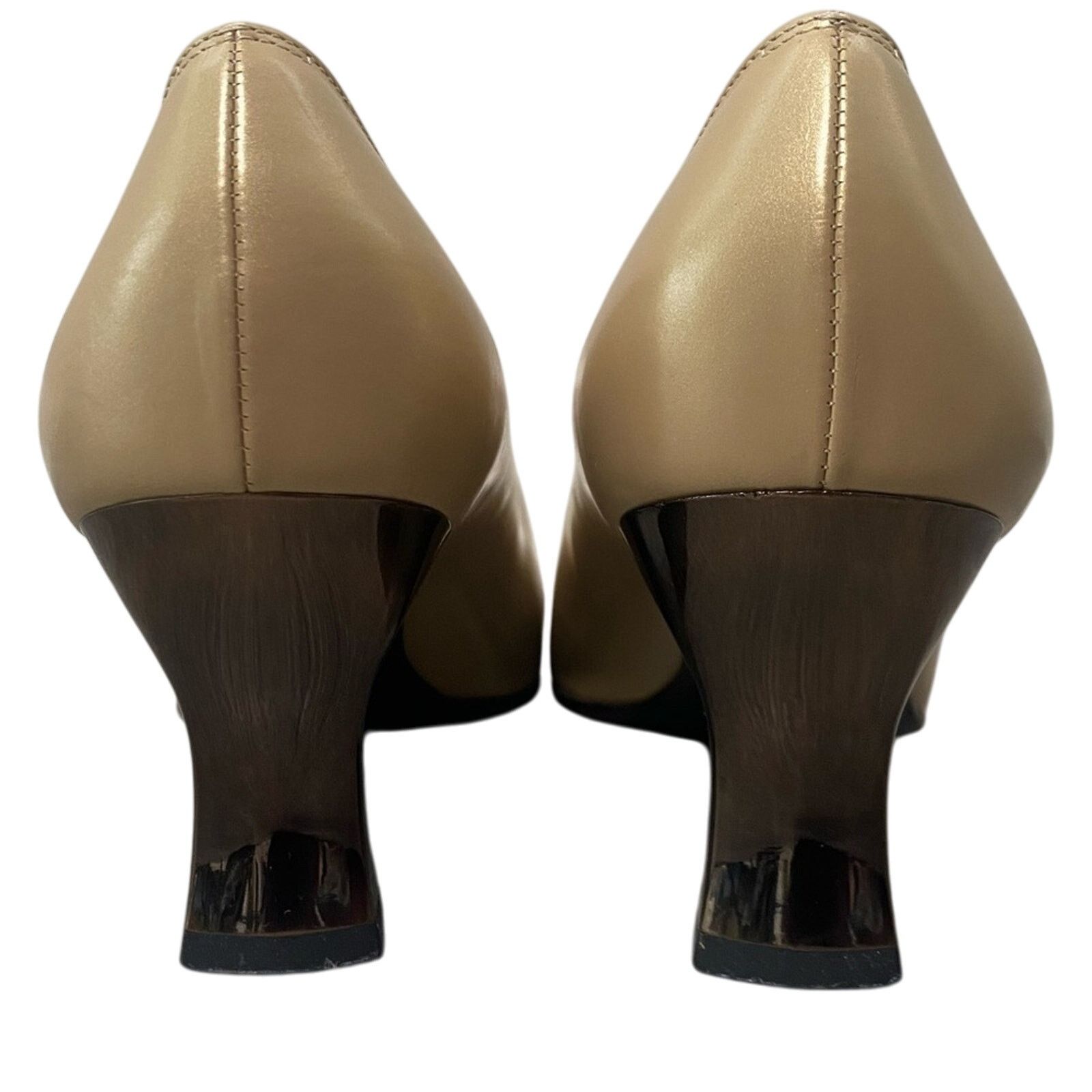 Salvatore Ferragamo Vintage Salvatore Ferragamo Beige Heels Pumps Size 7.5 Size US 7.5 / IT 37.5 - 8 Thumbnail