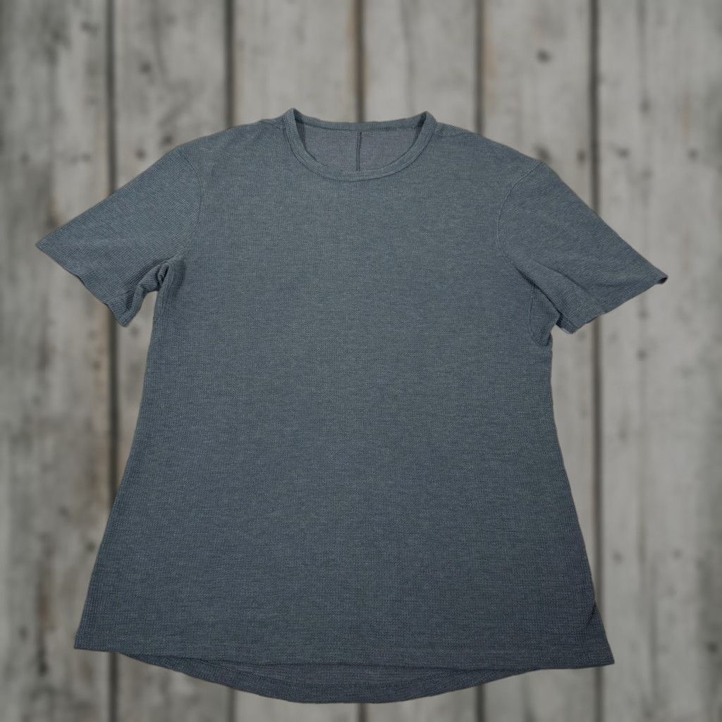 Lululemon Lululemon Shirt Mens Medium Gray Shift Stitch Waffle Knit Thermal Running Tee Size US M / EU 48-50 / 2 - 1 Thumbnail