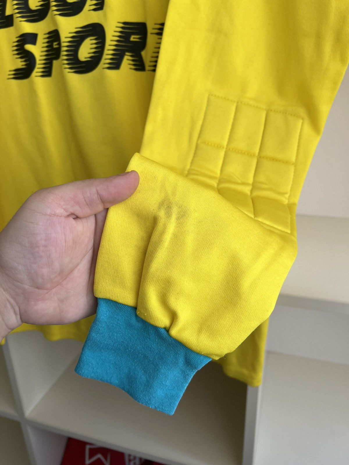 Vintage Vintage Uhlsport Goalkeeper Jersey 80s Made in West Germany Size US XL / EU 56 / 4 - 10 Thumbnail