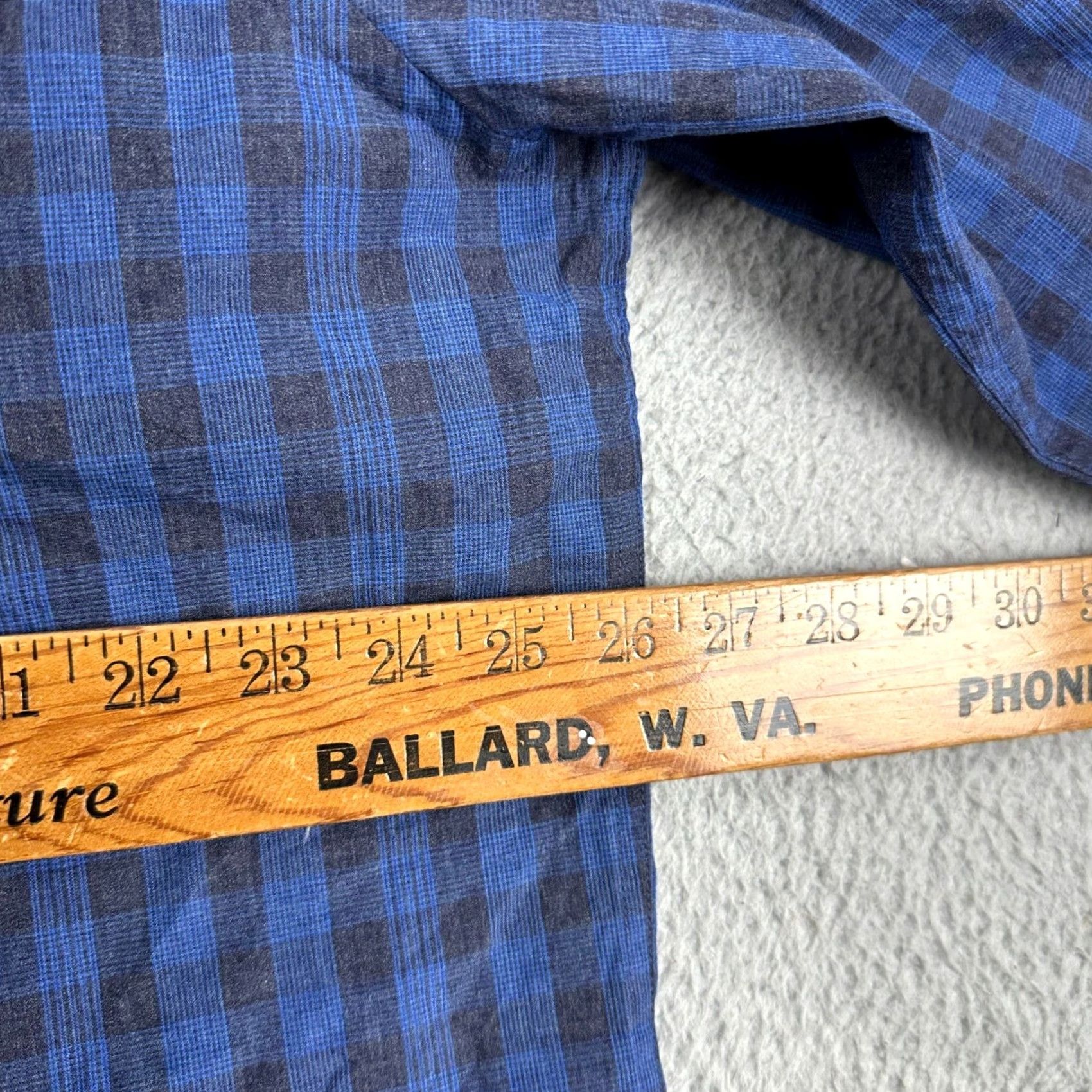 Izod Izod Saltwater Mens Button-Up Shirt 2XL Blue Plaid Classic Fit Button-Down Long Sleeve Size US XXL / EU 58 / 5 - 6 Thumbnail