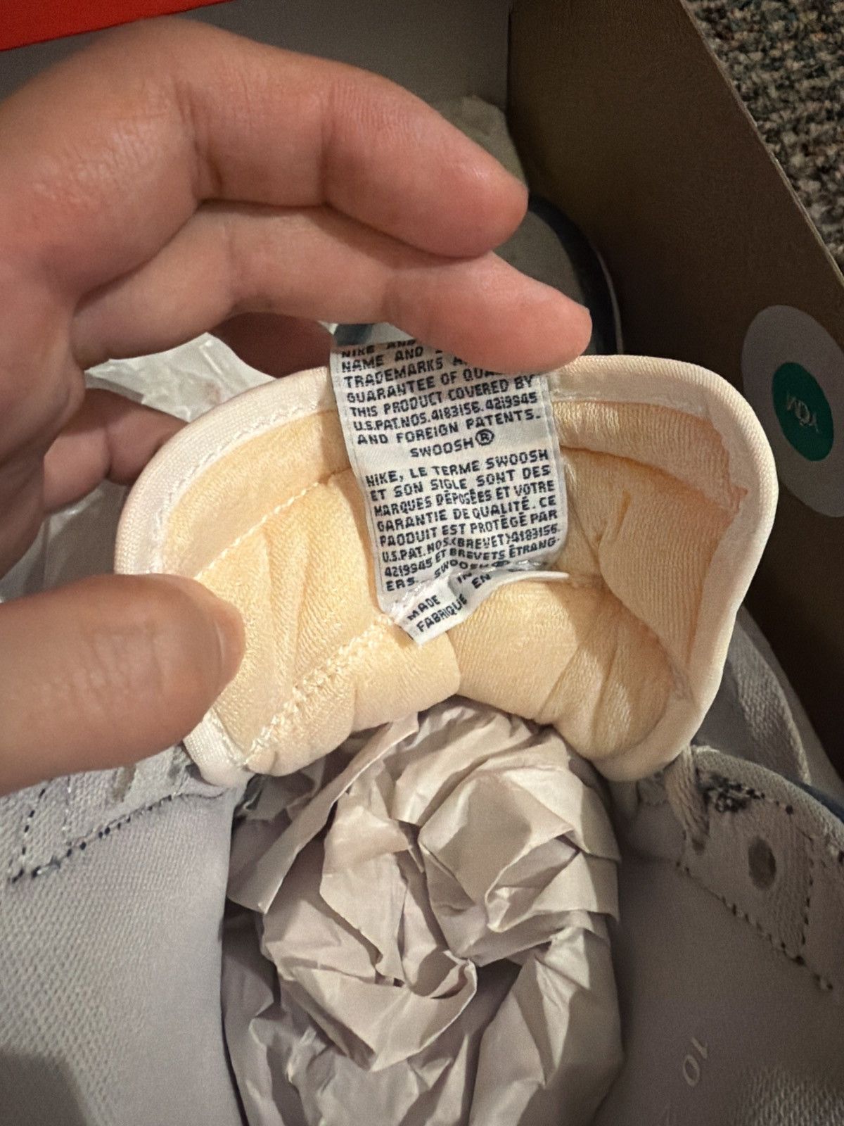 Nike Jordan 1 Georgetown Size US 10 / EU 43 - 4 Thumbnail