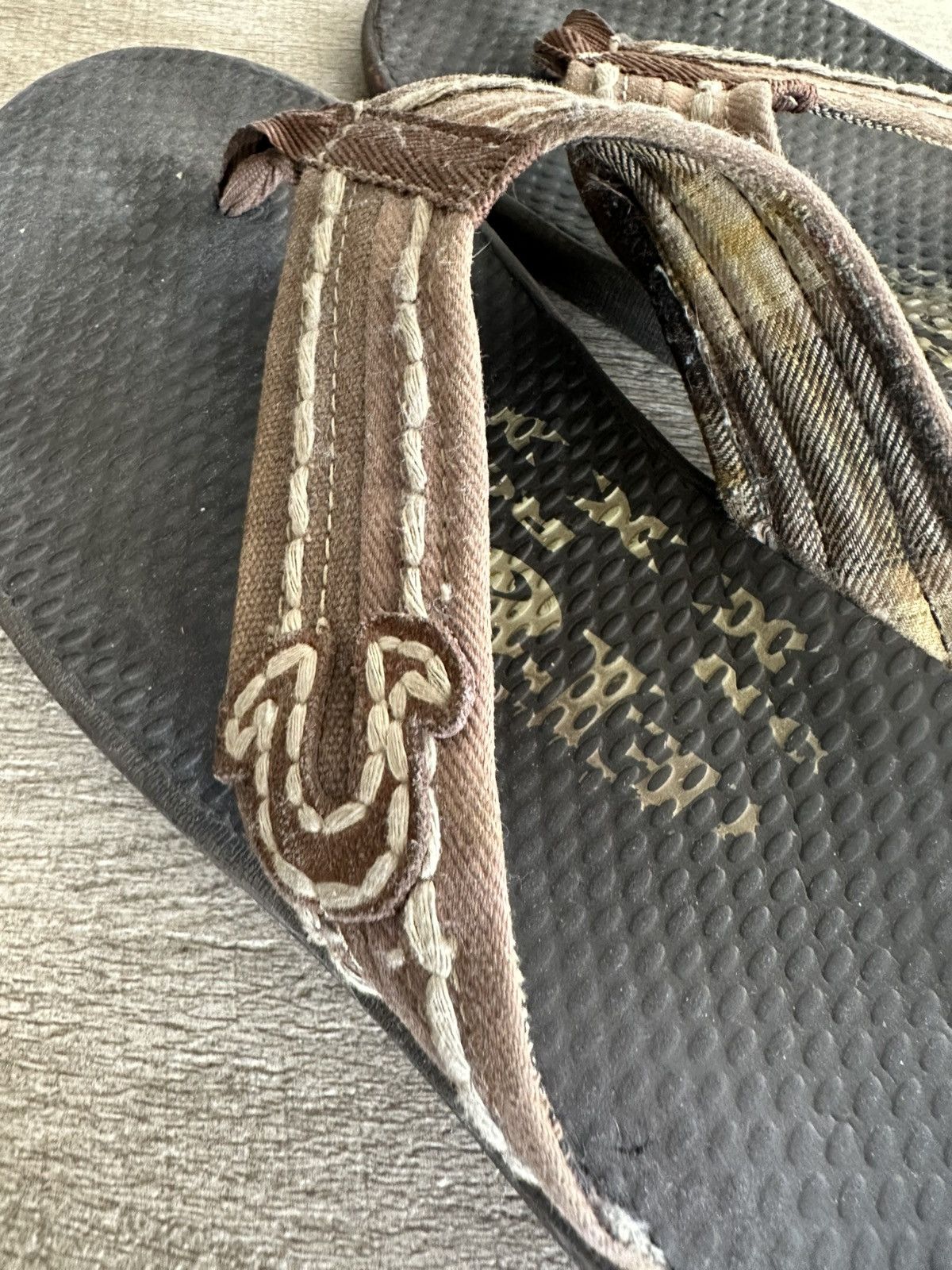 True Religion True Religion Big T Stitch Flip Flops Size US 10 / EU 43 - 4 Thumbnail