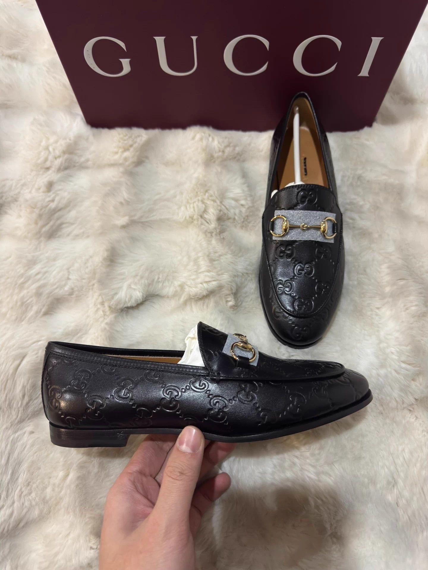 Gucci Gucci Black Gold All Over Print Loafer 35.5 Size US 4.5 / IT 34.5 - 2 Thumbnail