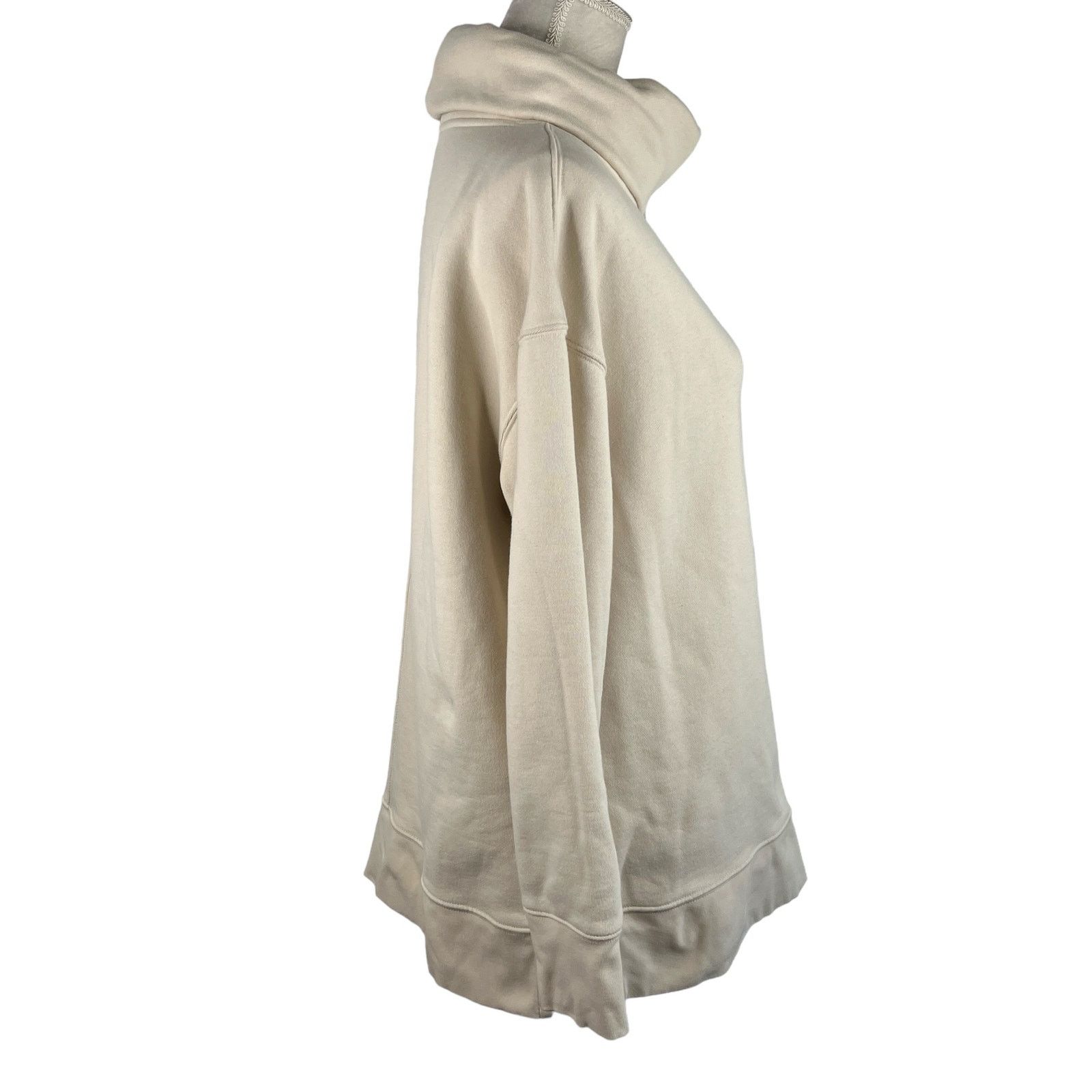 Athleta Athleta 24/7 Funnel Neck Sweatshirt Putty Medium Beige Size M / US 6-8 / IT 42-44 - 8 Thumbnail