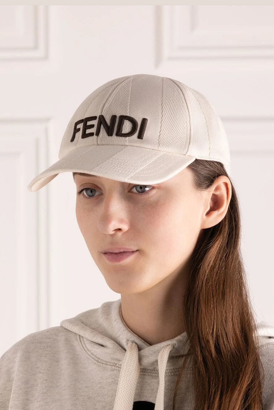Fendi o1s1wg110525 Hats in White Size ONE SIZE - 2 Thumbnail