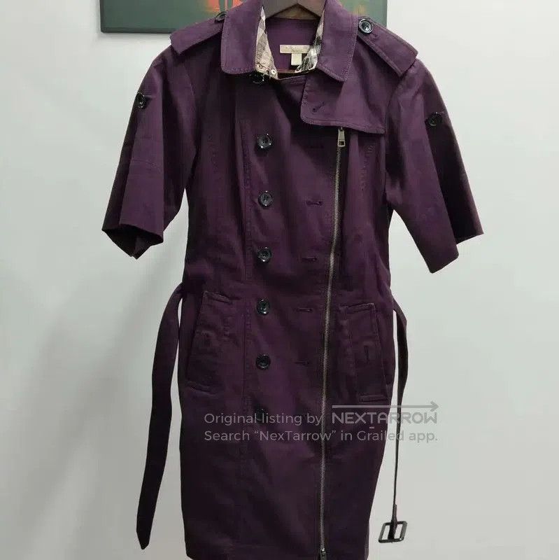 Burberry Burberry Deep Purple Long Coat for Women. Size M / US 6-8 / IT 42-44 - 1 Thumbnail
