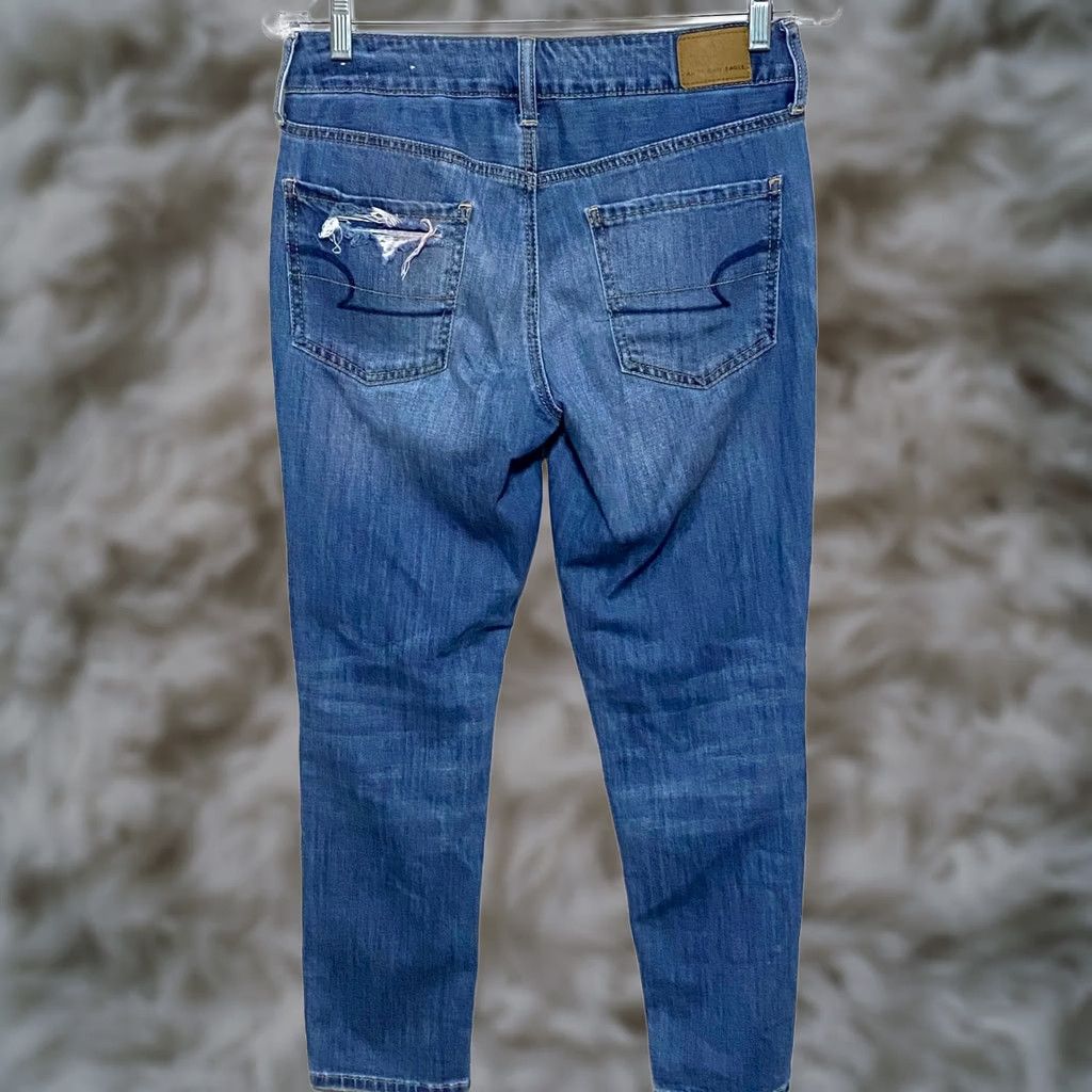 American Eagle Outfitters American Eagle Jeans Women 2 X-Short Button Fly Distressed Grunge Tomgirl 5-Pocket Denim Jeans Size 26" / US 2 / IT 38 - 1 Thumbnail