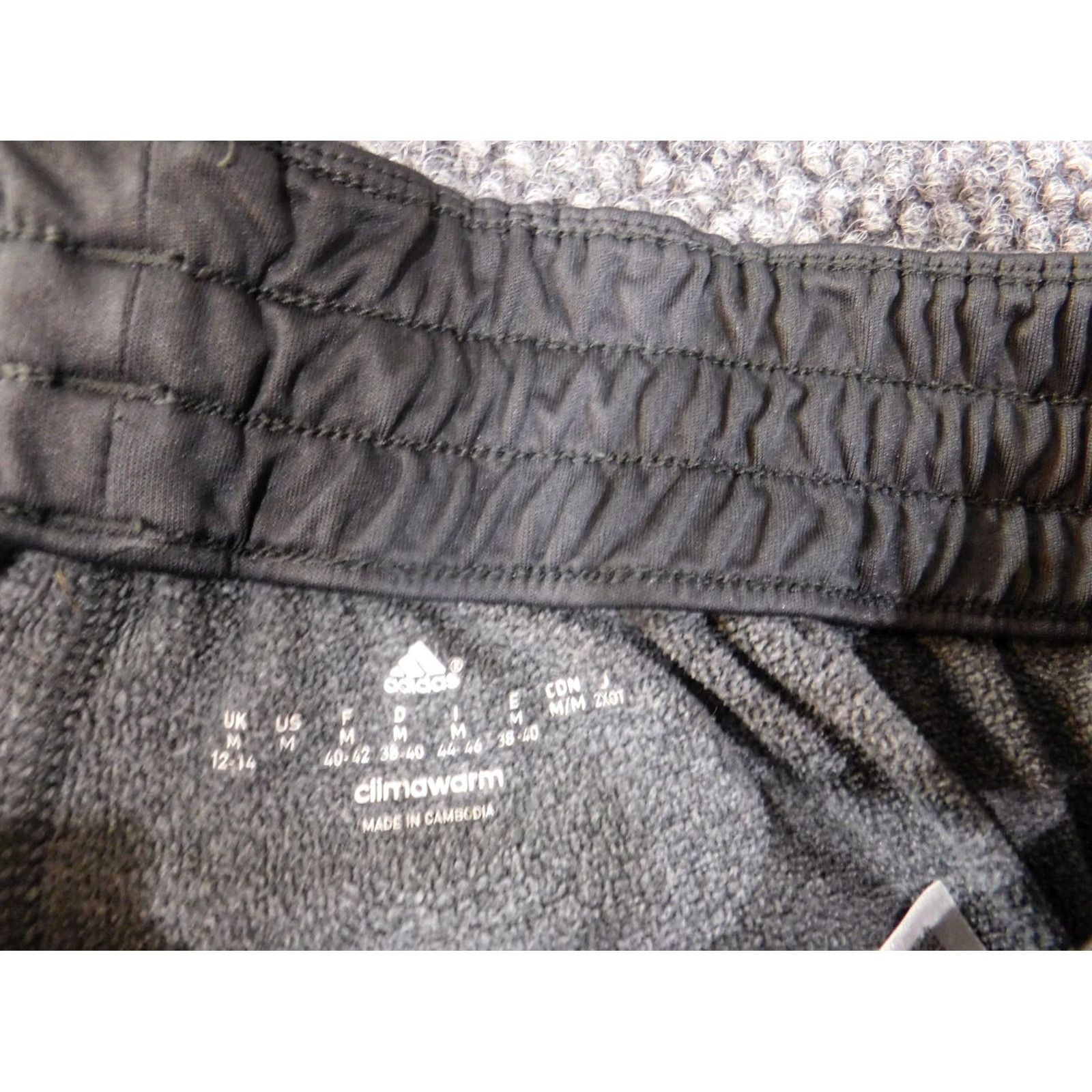 Adidas adidas Sweatshirt Men Medium Gray Logo Active Stretch Performance Climawarm Shirt Pants Logo Fit Regular Mens Size US M / EU 48-50 / 2 - 4 Thumbnail