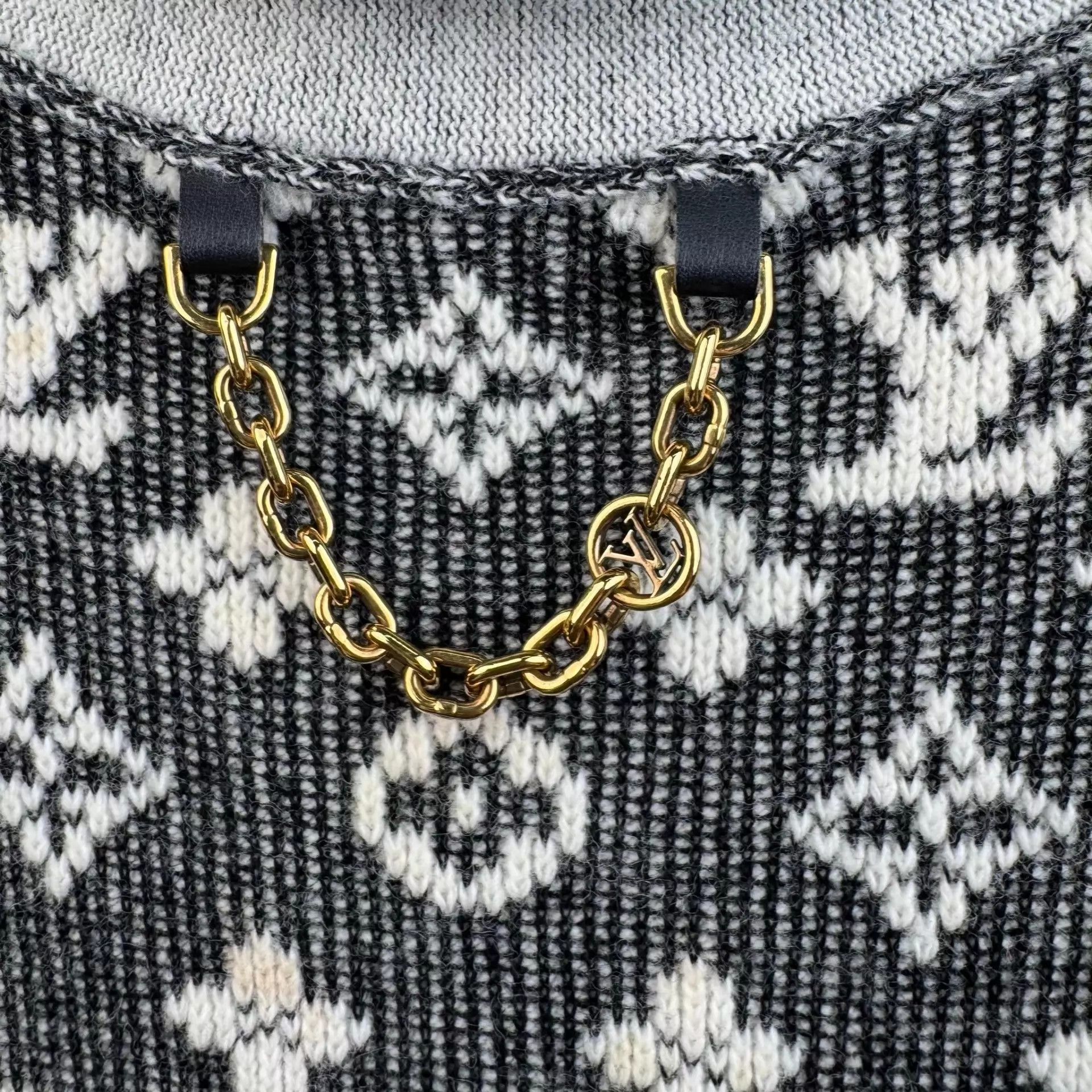 Louis Vuitton LV Monogram knit short-sleeve dress Size XS / US 0-2 / IT 36-38 - 5 Thumbnail