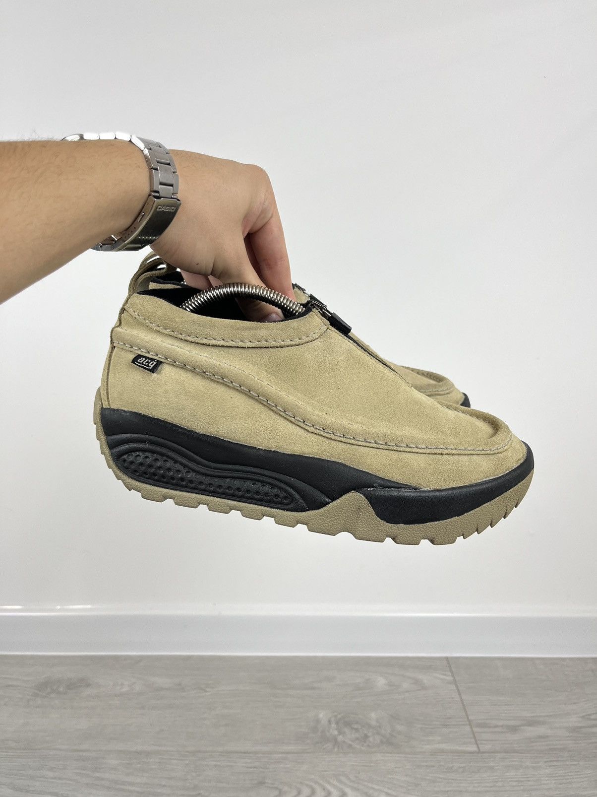 Vintage Rare Nike ACG IZY Vintage 00s Suede Beige Platform Zip Shoes Size US 8 / EU 41 - 3 Thumbnail