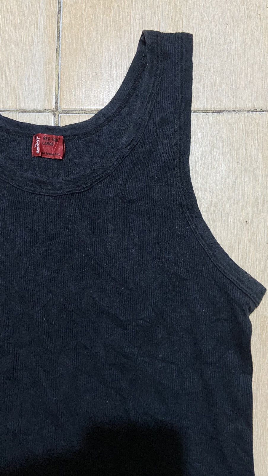 Japanese Brand × Levi's × Levi's Vintage Clothing 🗑️Thrashed🗑️ Vintage Levi’s Red Tab Tank Top Sleeveless Size US M / EU 48-50 / 2 - 3 Thumbnail